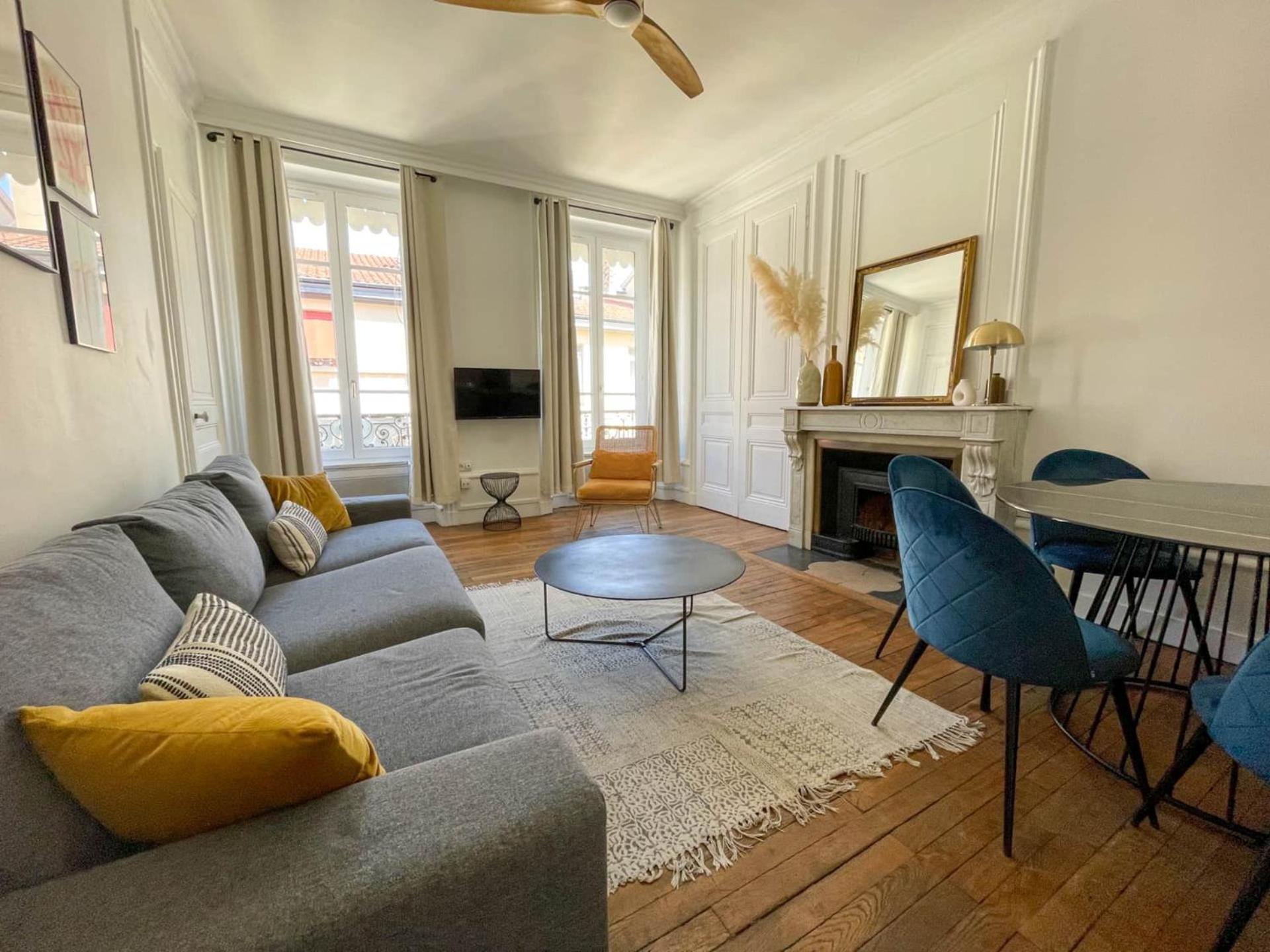 Nocnoc - Le Boheme Apartment Lyon Bagian luar foto